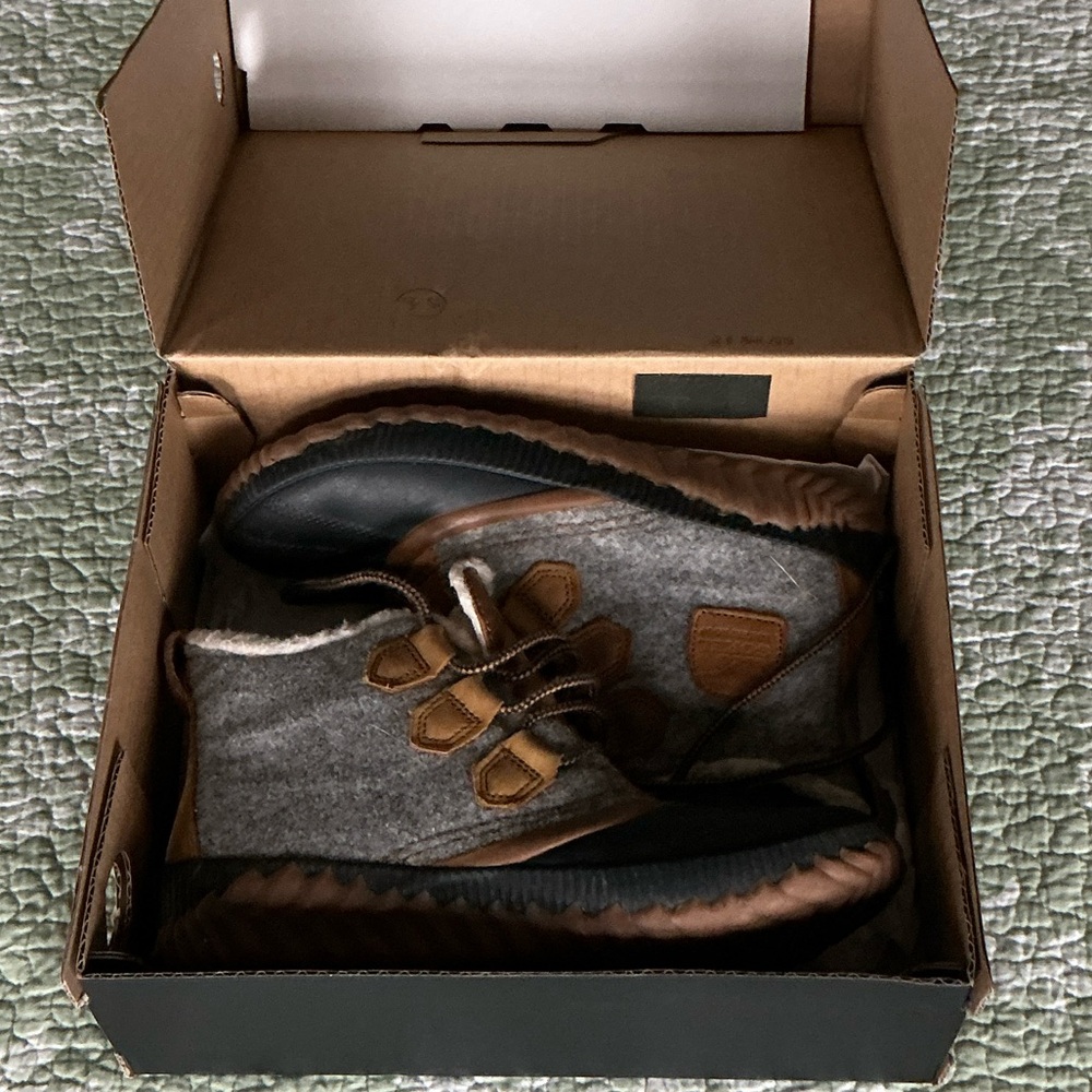 Sorel Gray and Brown Winter Boots